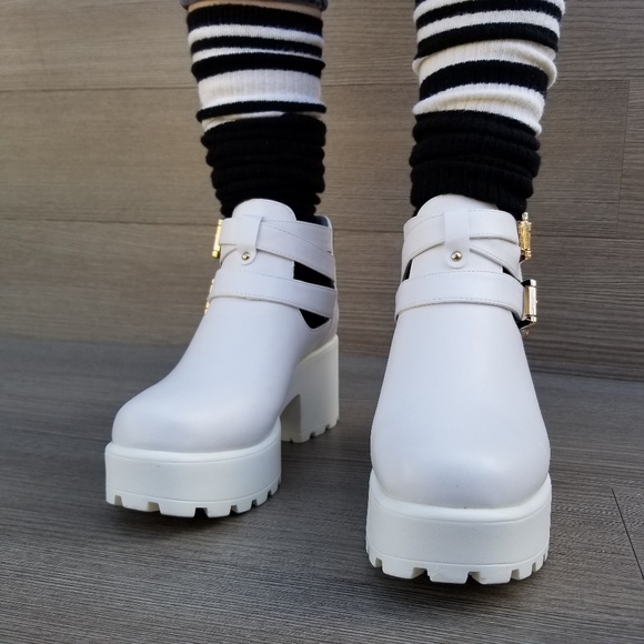 Chunky 90s Grunge White Ankle Spring Boots - Picture 8 of 8